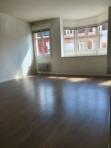 Location Appartement 2 pièces 45m² SECLIN 59113 - Photo 5