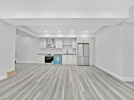 For Lease - 3549 Peter Street Unit# 3, Windsor, Ontario - Photo 3