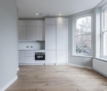 Flat to rent - Photo 1