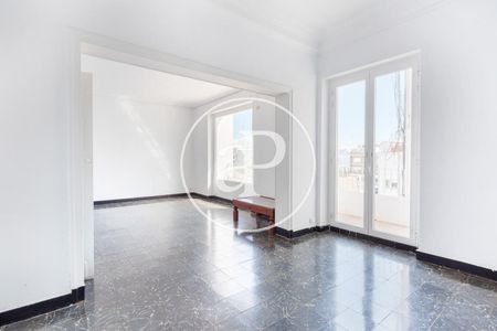 Flat for rent with Terrace in Gran Vía (Valencia) - Photo 3