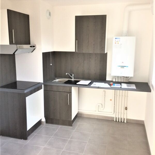 Location Appartement 2 pièces 41m² MARLY 59770 - Photo 1