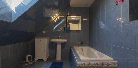Pronájem bytu 1+kk, garsoniery 30 m², Hradec Králové - Photo 2