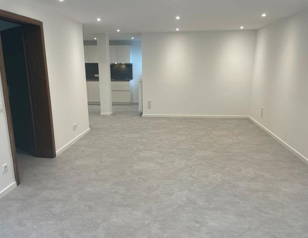 Moderne kernsanierte 2-Zimmer-Souterrainwohnung !!Erstbezug!! - Foto 1