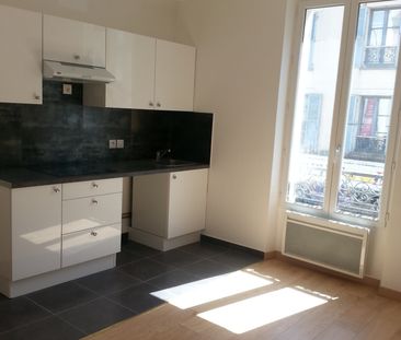 Location Appartement 2 pièces 29m² ST MAUR DES FOSSES 94100 - Photo 2