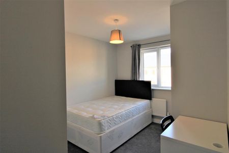 6 bedroom private hall to rent - Photo 5