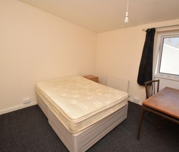 4 bedroom terraced house to rent - Photo 1