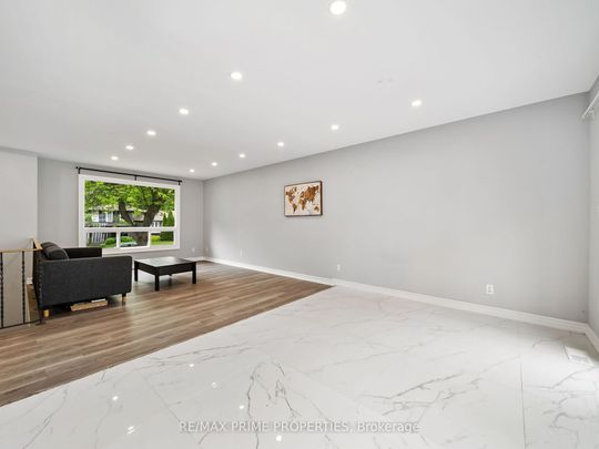 For Lease - 691 Glen Crescent, Orillia, Ontario - Photo 1