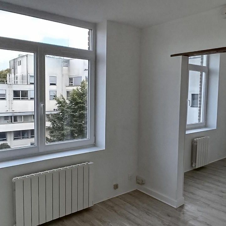 Location Appartement 1 pièce 24m² LILLE 59000 - Photo 2