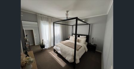 Neat, Modern Home Close to Town - Photo 4