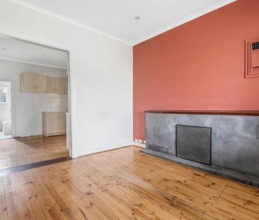 Affordable Two Bedroom Home - Photo 4