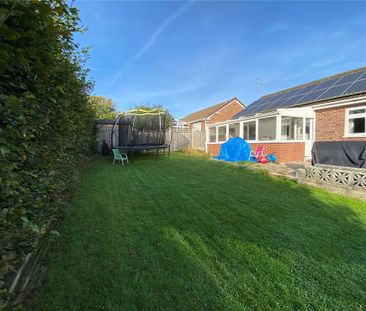 4 bedroom bungalow to rent - Photo 4