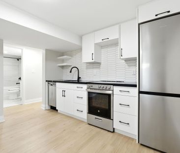 For Lease - 929 Upper Ottawa Street Unit# B, Hamilton, Ontario - Photo 2