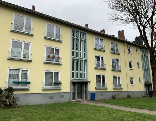 Demnächst frei! 2-Zimmer-Wohnung mit Balkon in Mönchengladbach Schmölderpark - Foto 1