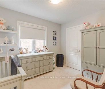 For Lease - 52 Franktown Drive, Brampton, Ontario - Photo 5