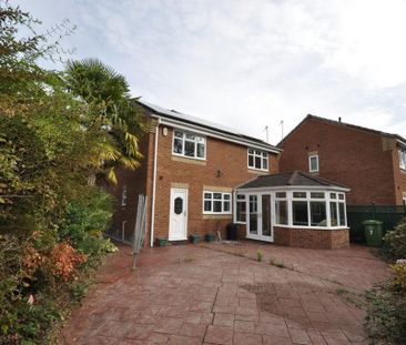 4 bedroom detached house to rent - Photo 4