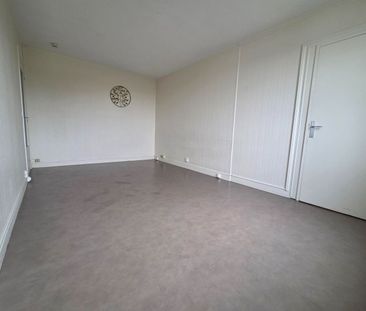 Location Appartement 2 pièces 34m² - Photo 3