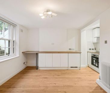 1 bedroom flat to rent - Photo 2
