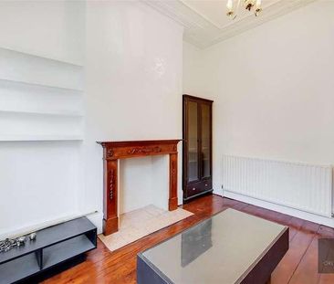 Thirsk Road, Battersea, SW11 - Photo 2