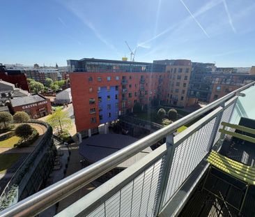 2 bedroom flat to rent - Photo 1
