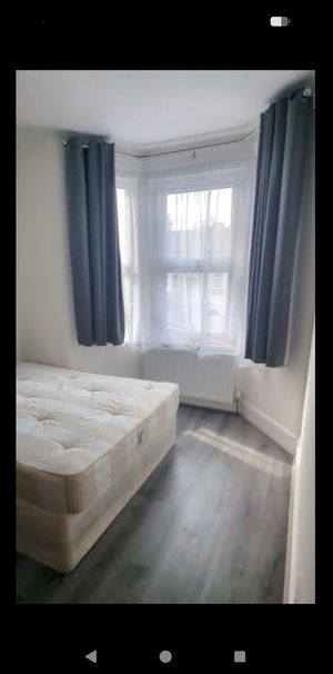 Room in a Shared House, Britannia Road, IG1 - Photo 2