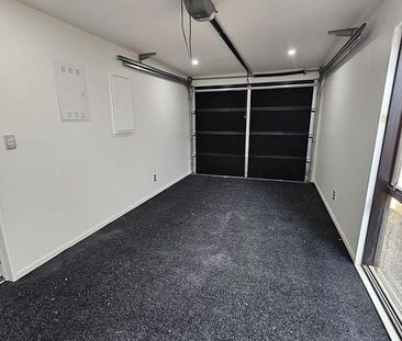🏡 Brand New 5-Bedroom Standalone Home – Spacious - Photo 1