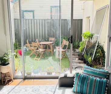 Essendon North - Photo 3