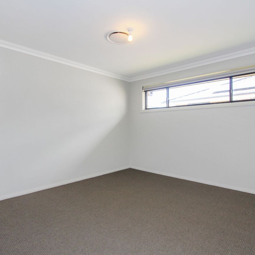 Large Family Home - Photo 1