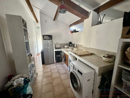 Location Appartement 1 pièce 34m² LE BEAUSSET 83330 - Photo 2