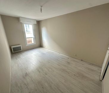 Location Appartement 3 pièces 72m² CHERBOURG-EN-COTENTIN 50100 - Photo 5