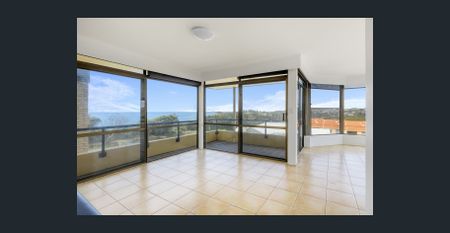 Stunning Ocean Views Over Flynns Beach - Photo 4