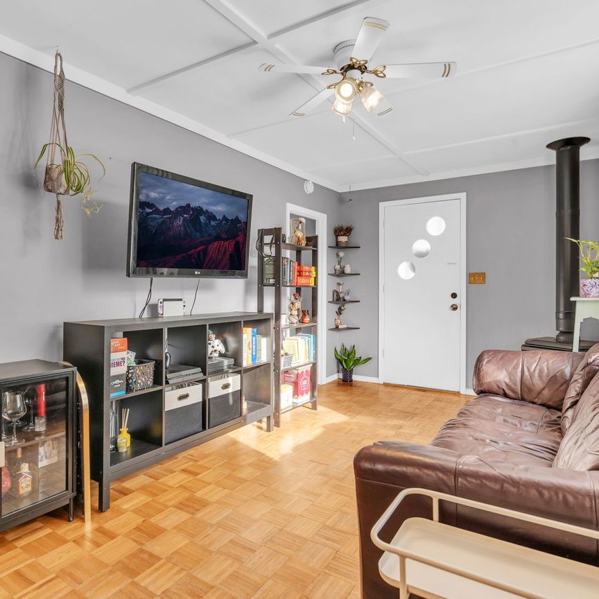 For Lease - 58 De La Salle Boulevard, Georgina, Ontario - Photo 1