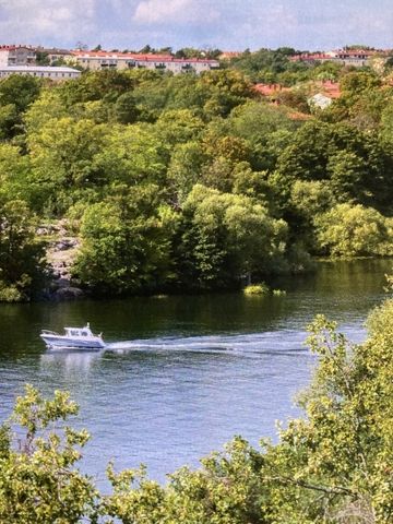 Ljus och välplanerad mini 2:a på Kungsholmen med panoramautsikt! - Foto 5