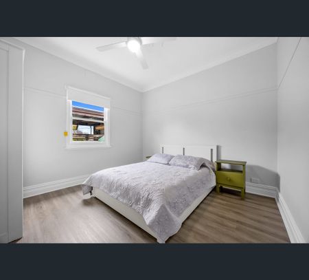 1/18 Canterbury Street, Brown Hill, Vic 3350 - Photo 3