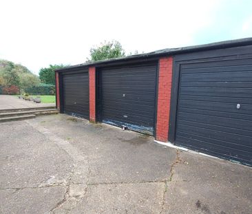 2 Bed Maisonette, East Lodge, N3 - Photo 5