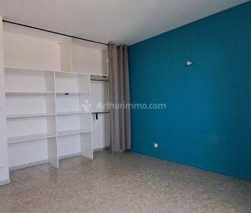 Location Appartement 2 pièces 52 m2 à Carmaux - Photo 2