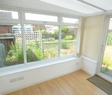 2 bedroom bungalow to rent - Photo 4