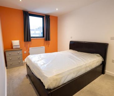 2 bedroom apartment to rent - Photo 3