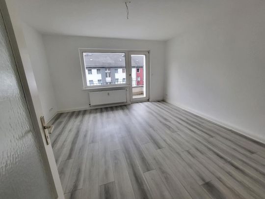 SEMMELHAACK: 3,5 Zimmer-Whg. mit Balkon am Stöckener Wald - Photo 1