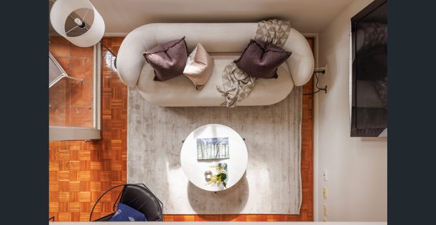 Split-level loft-style residence with warehouse feel - Photo 1