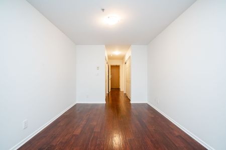 Spacious 2 Bedroom Garden Suite in Kitsilano! - Photo 3