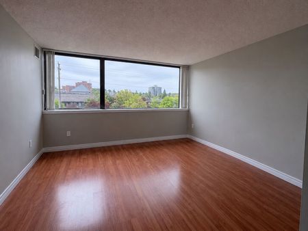 For Lease - 2200 Sherobee Road Unit# 204, Mississauga, Ontario - Photo 3