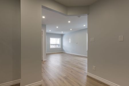 For Lease - 554 Mary Street Unit# Main, Hamilton, Ontario - Photo 5