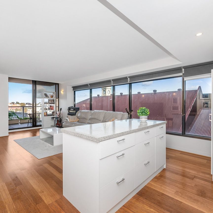 Greta Location in Hawthorn - Fully Furnished - Photo 1