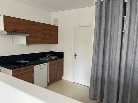 Louer studio 1 pièce de 23 m² à Rennes (35000) - Photo 4