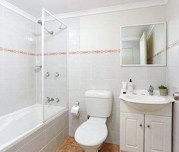 Ground floor security unit - Photo 1