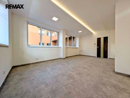 Pronájem bytu 1+kk v osobním vlastnictví 30 m², Havlíčkův Brod - Фото 3