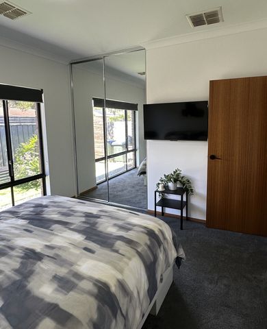 Semaphore Park - Photo 4