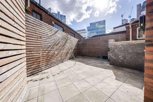 Holywell Row, London, EC2A - Photo 1