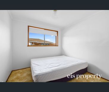 1/13 Croesus Court, Lindisfarne, Tas 7015 - Photo 3