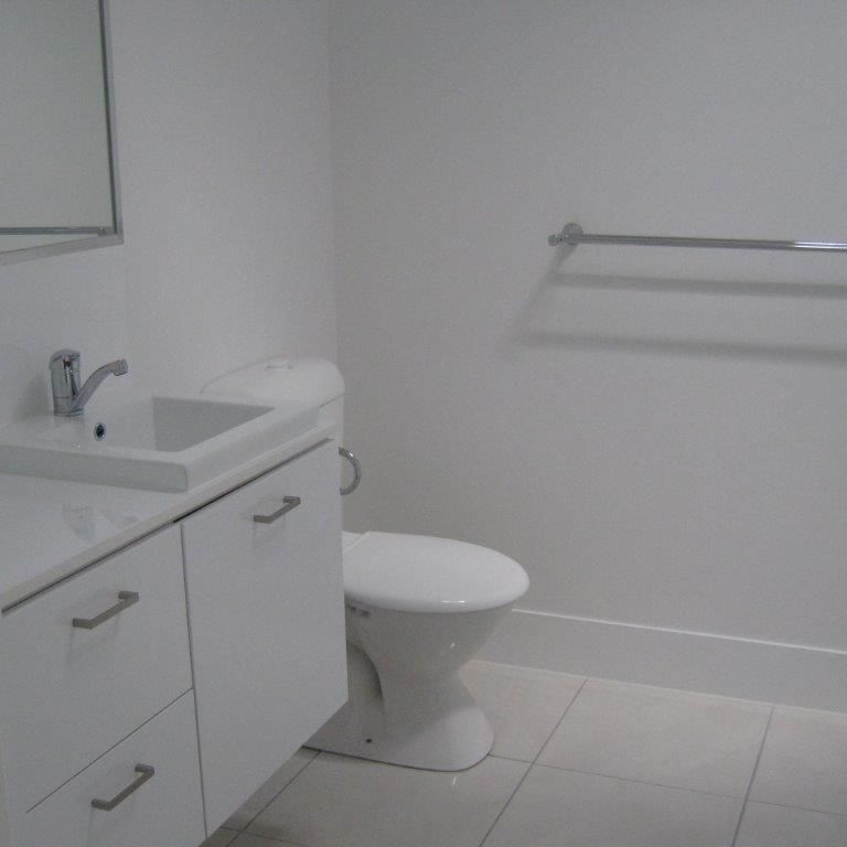 PET FRIENDLY! NEAR NORTH LAKES! - Photo 1